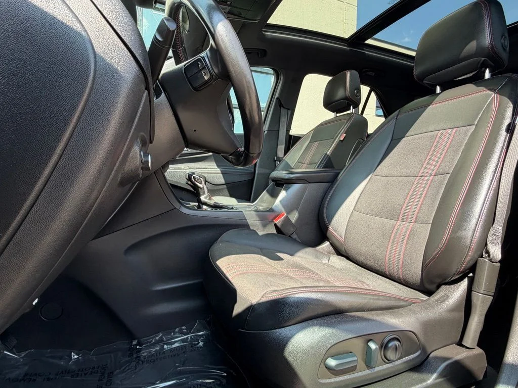 Used 2022 Gray Chevrolet RS image 10