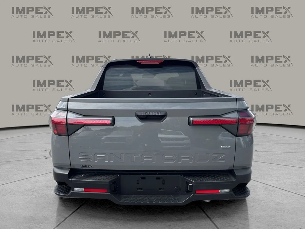 Used 2025 Gray Hyundai SEL image 4