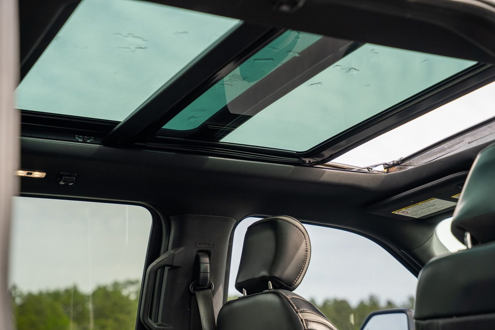 Used 2019 Black Ford Platinum image 30