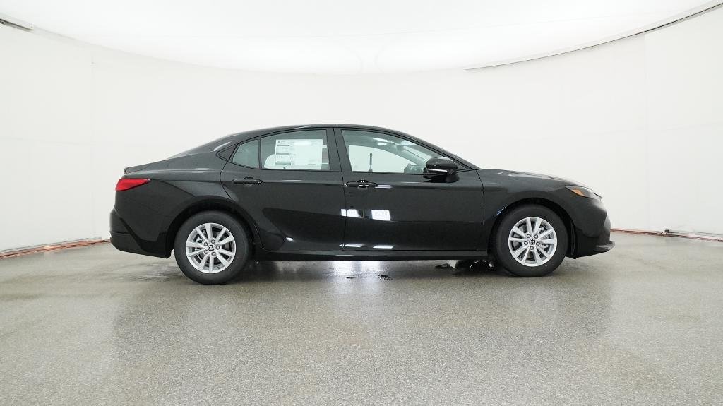 New 2026 Midnight Black Metallic Toyota LE image 26