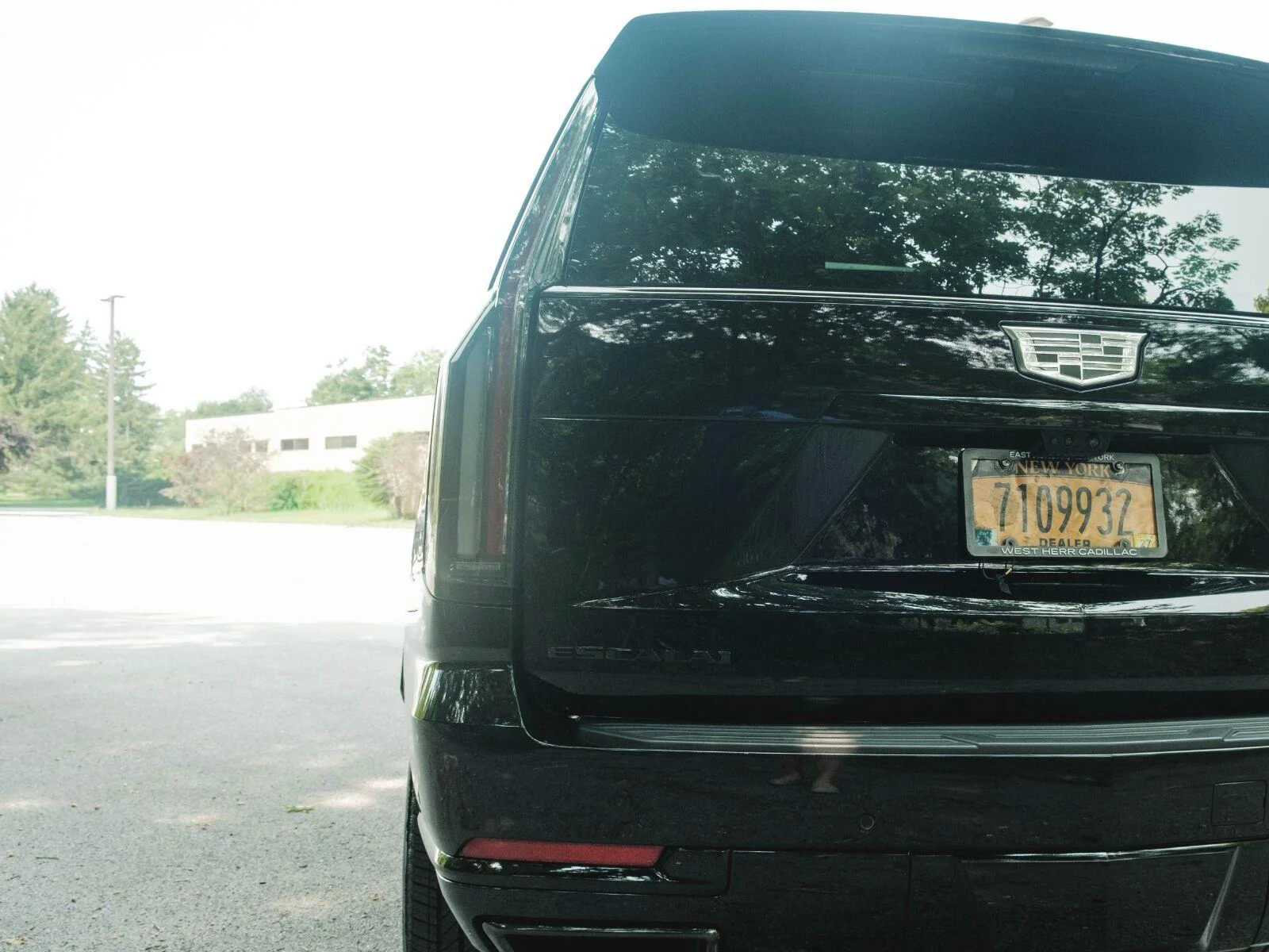 2026 Cadillac Escalade Sport - Photo 9