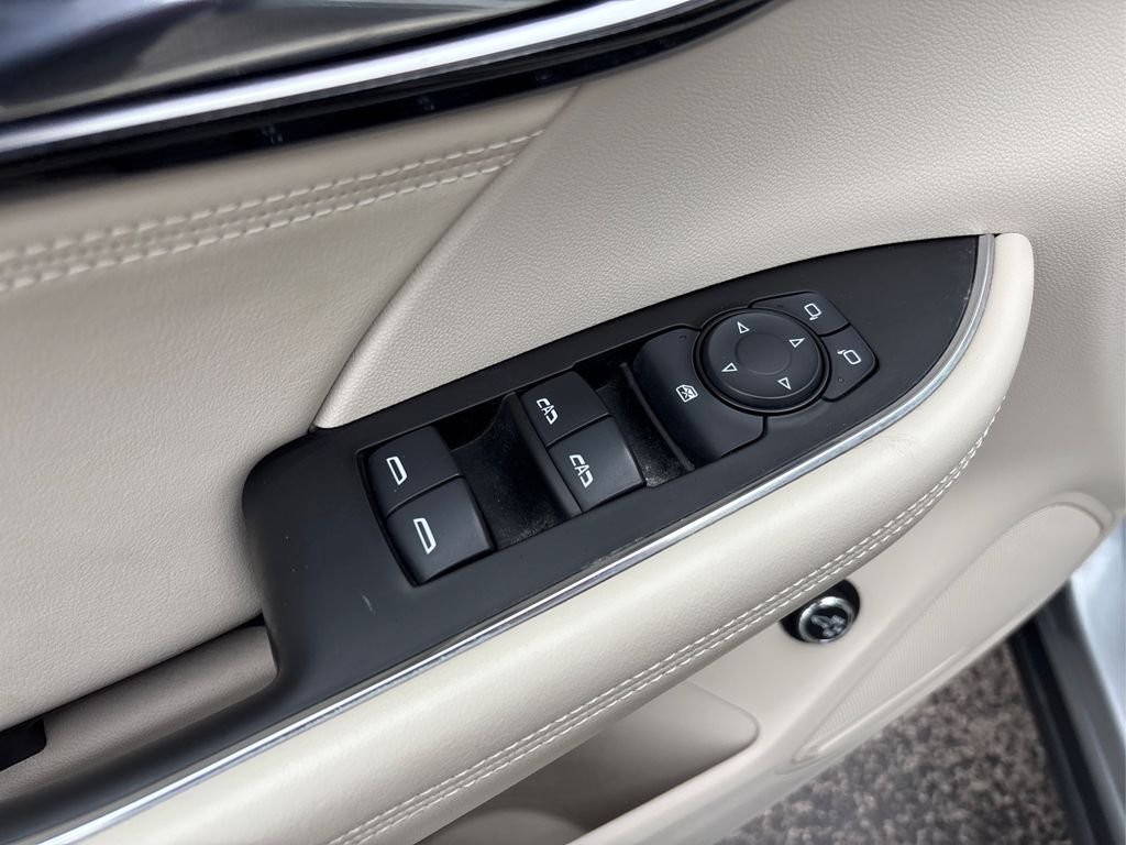 Used 2023 Gray Buick Preferred image 36