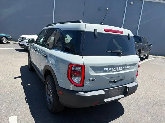 Used 2021 Green Ford Big Bend image 5
