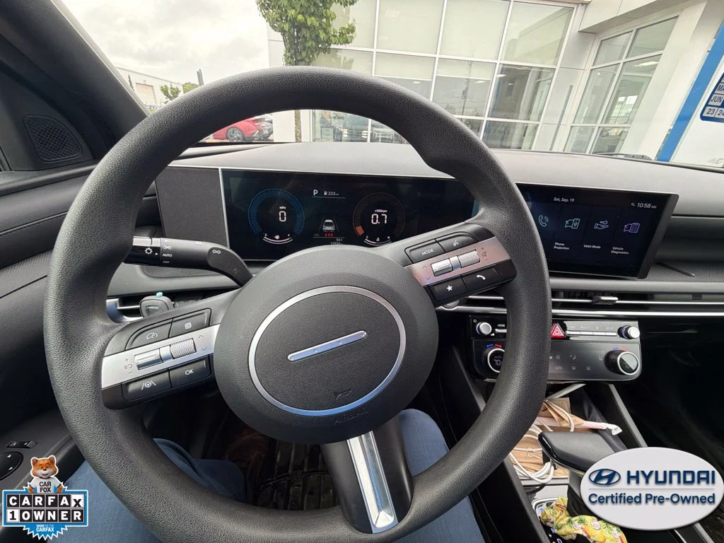 Certified Used 2025 Black Hyundai SEL image 8