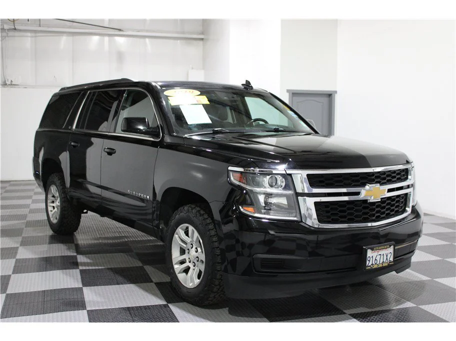 Used 2019 Black Chevrolet LT image 3