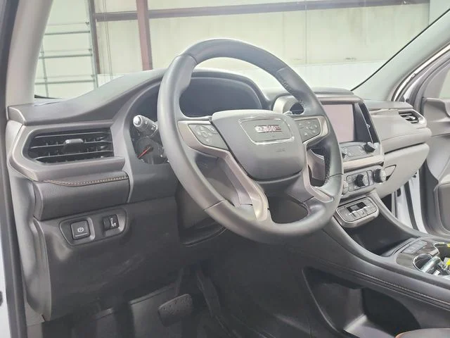 Used 2023 White GMC AT4 image 19
