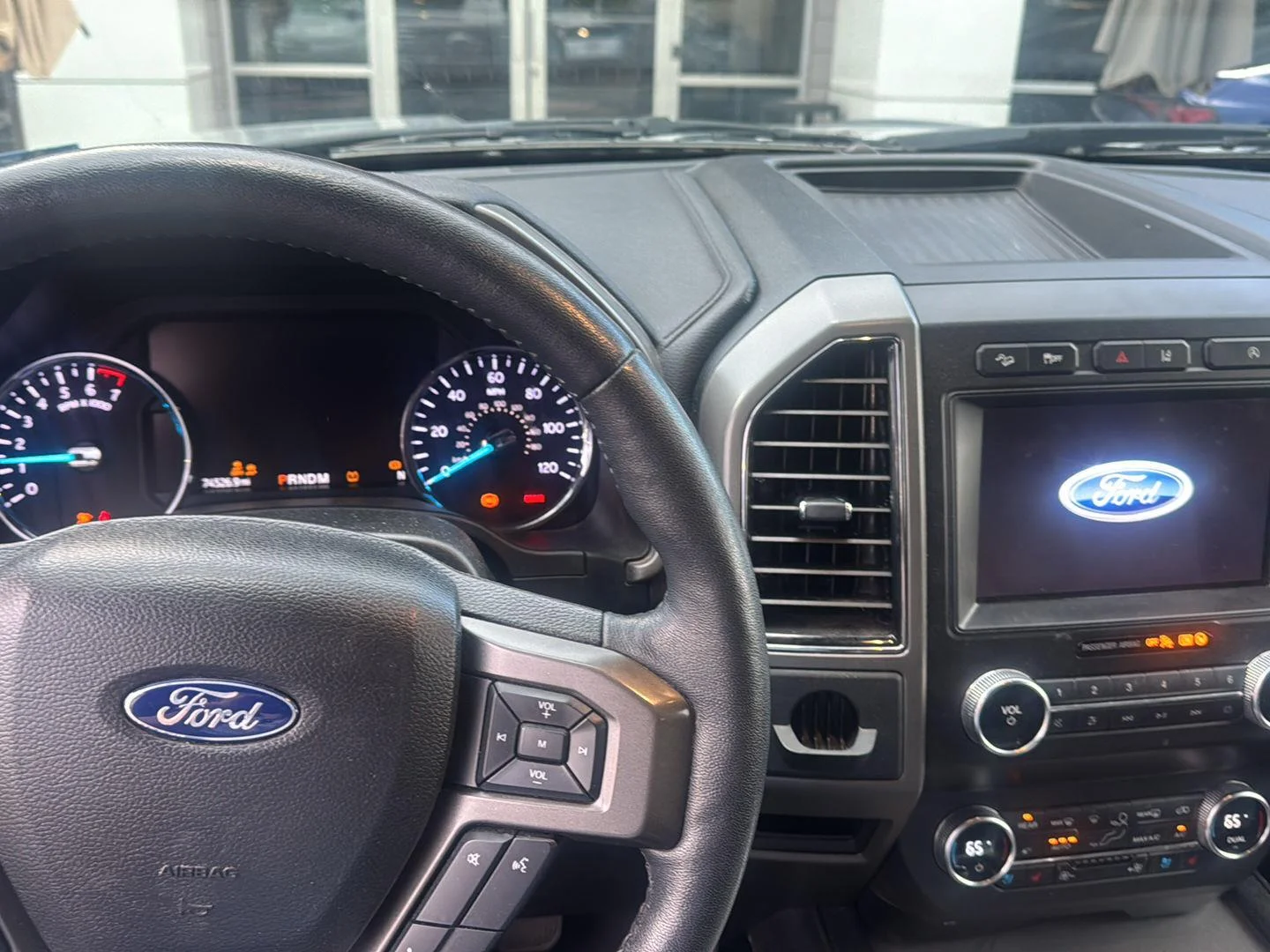 Used 2020 Iconic Silver Ford XLT image 8