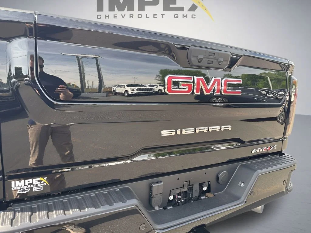 New 2026 Onyx Black GMC AT4X image 39