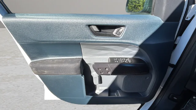 Used 2024 White Ford XL image 19
