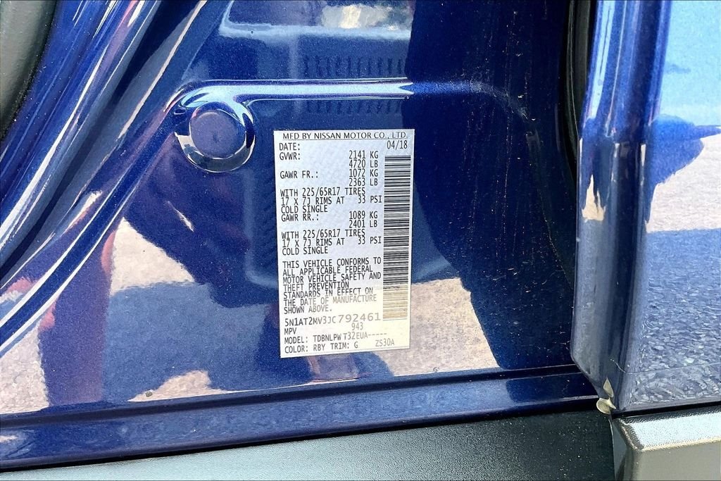 Used 2018 Blue Nissan S image 35