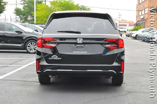 New 2026 Crystal Black Pearl Honda EX-L image 4