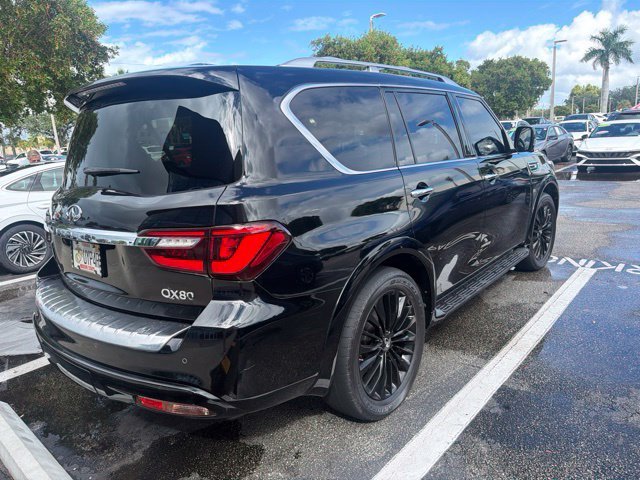 Used 2019 Black Obsidian INFINITI LUXE image 4