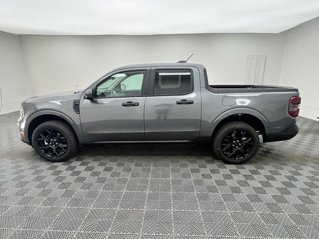 New 2026 Gray Ford XLT image 13