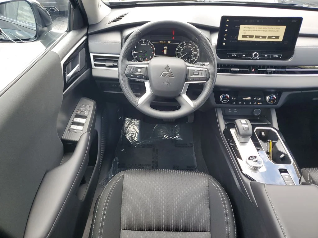 New 2026 Black Mitsubishi ES image 14