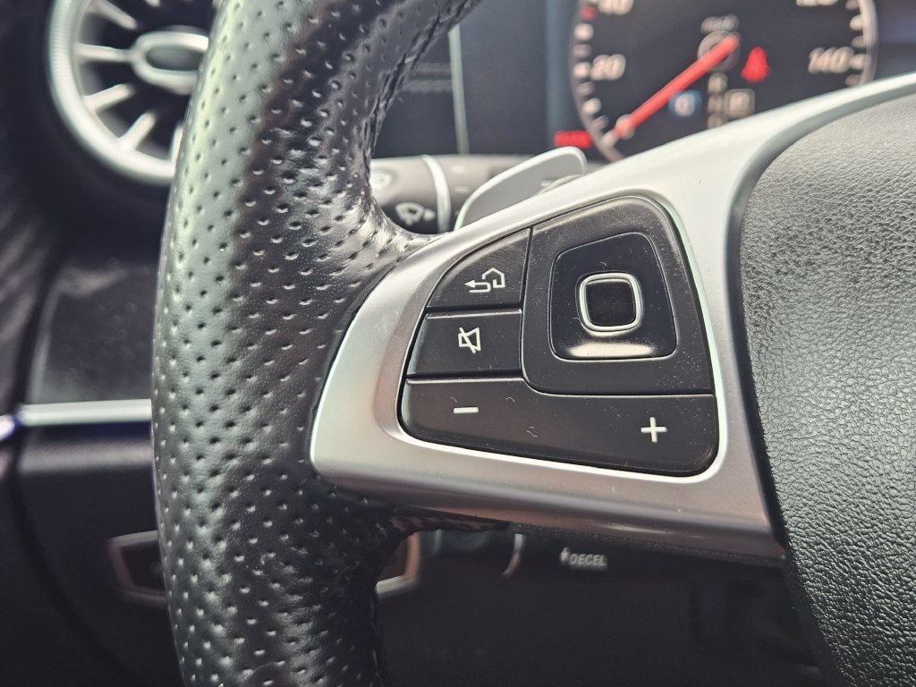 Used 2018 Gray Mercedes-Benz E 400 image 24