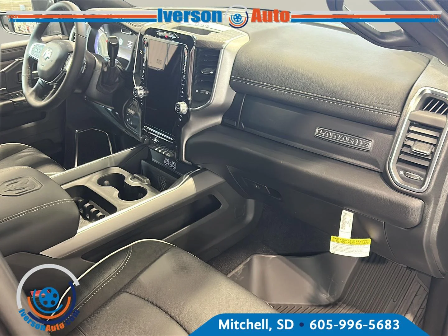 New 2027 Granite Crystal Metallic Clear-Coat Exterior Paint RAM Laramie image 34