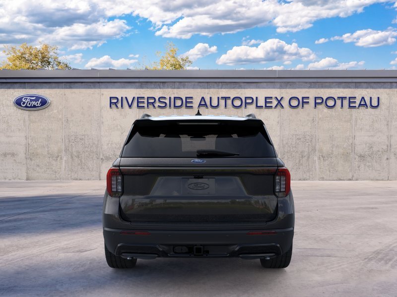 New 2026 Agate Black Metallic Ford ST-Line image 5