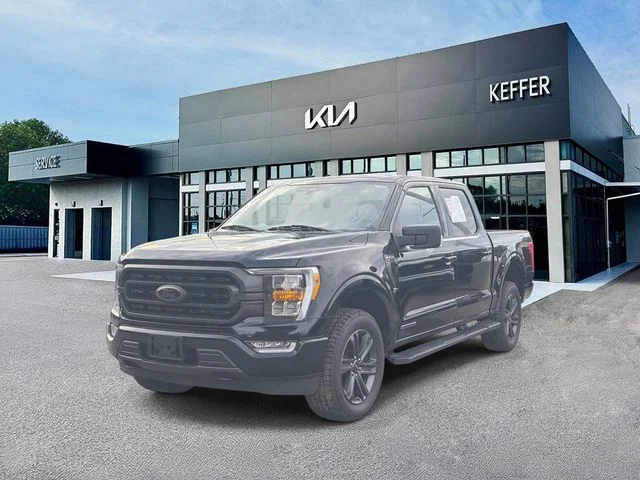 Used 2023 Black Ford XLT image 4