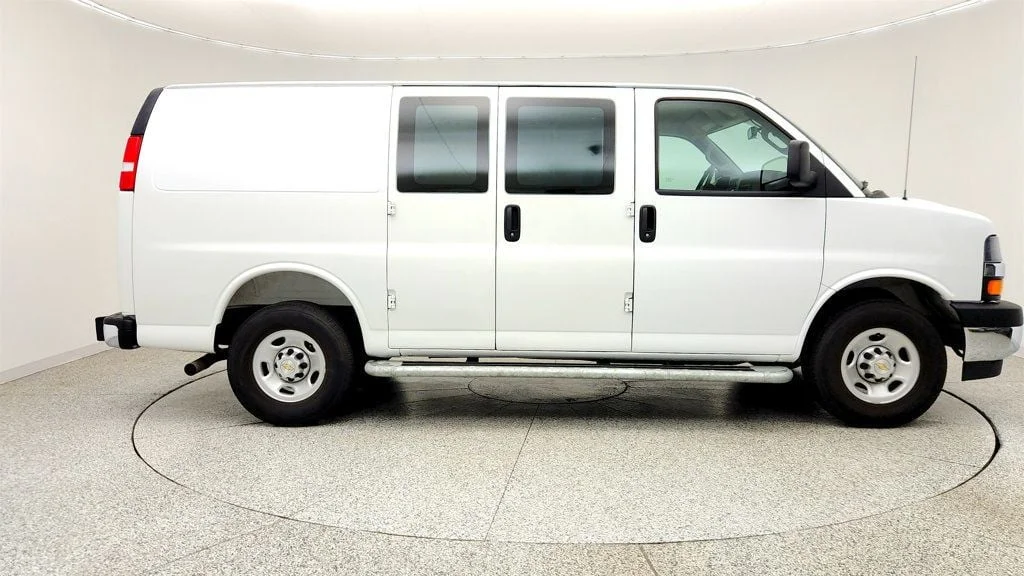 Used 2025 Summit White Chevrolet RWD 2500 135