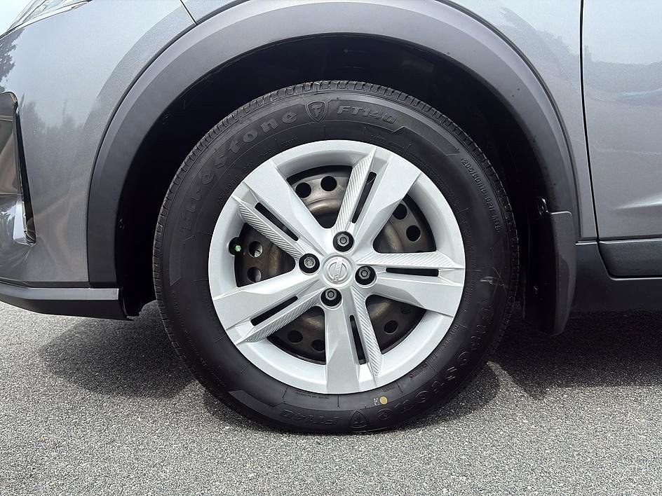 Used 2024 Gun Metallic Nissan S image 9