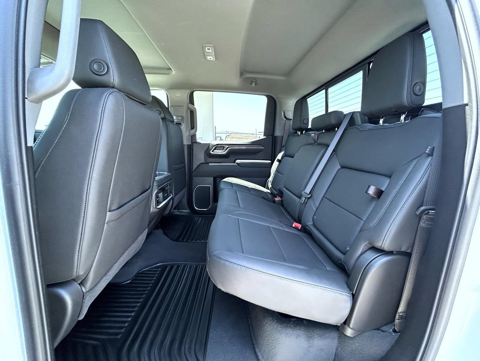 New 2026 Polar White Tricoat Chevrolet LTZ image 22