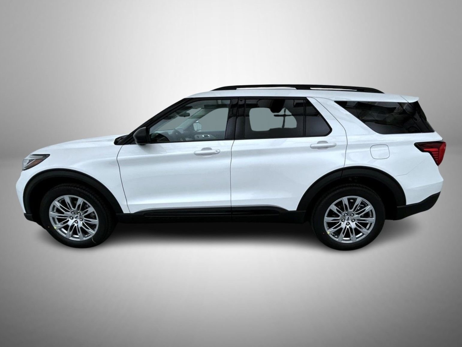 New 2026 Star White Metallic Tri-Coat Ford Active image 8