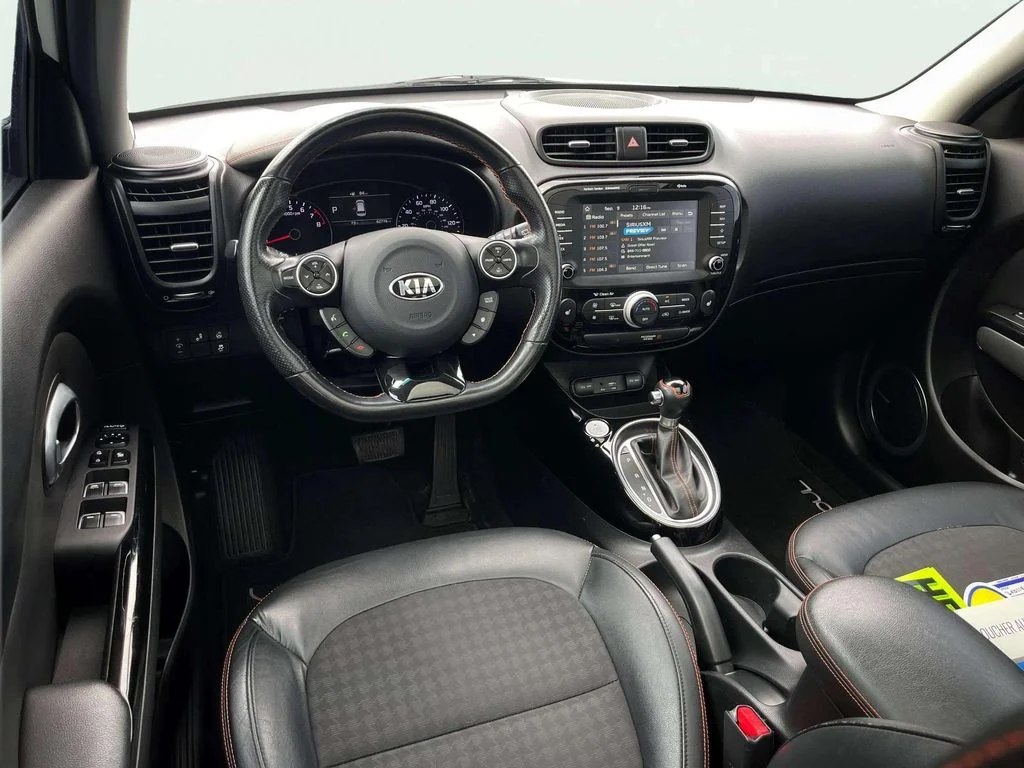 Certified Used 2019 Clear White Kia Exclaim image 29