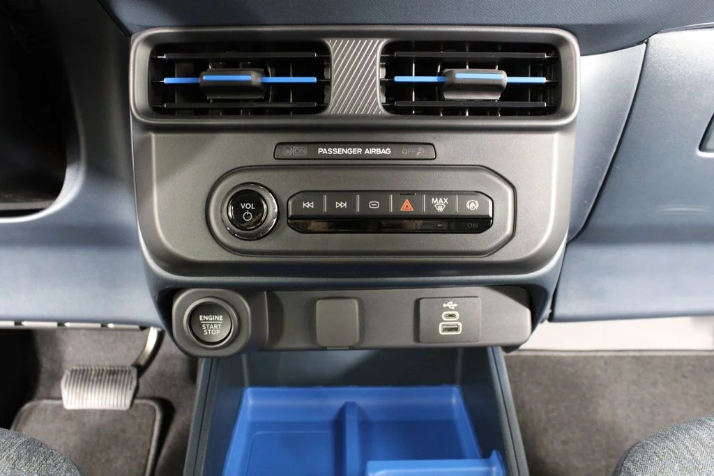 New 2026 Oxford White Ford XLT image 26