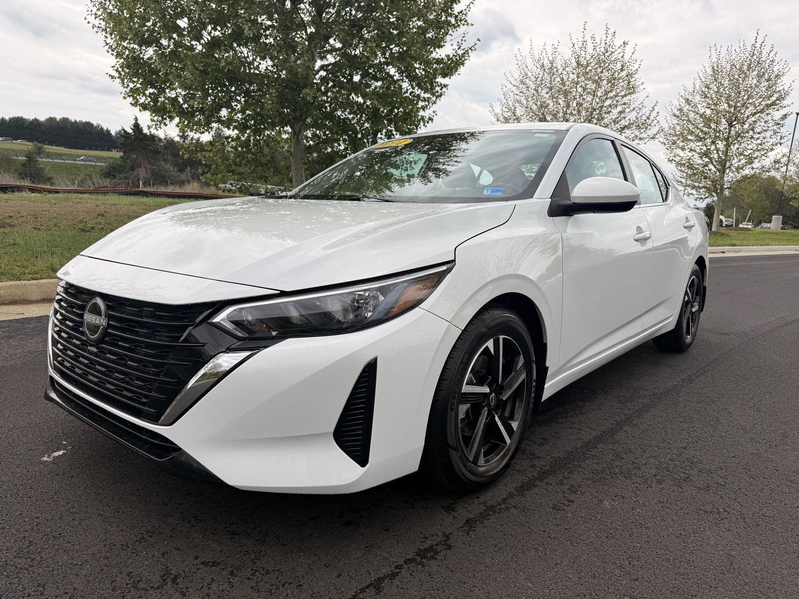 Used 2024 Aspen White Tricoat Nissan SV image 7