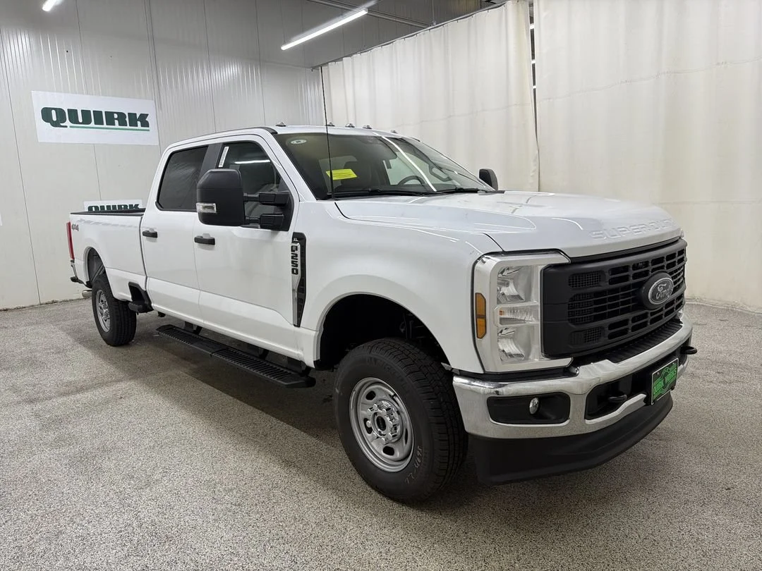 New 2026 Oxford White Ford F-250® XL image 3