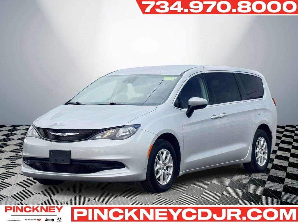 2023 Chrysler Voyager LX