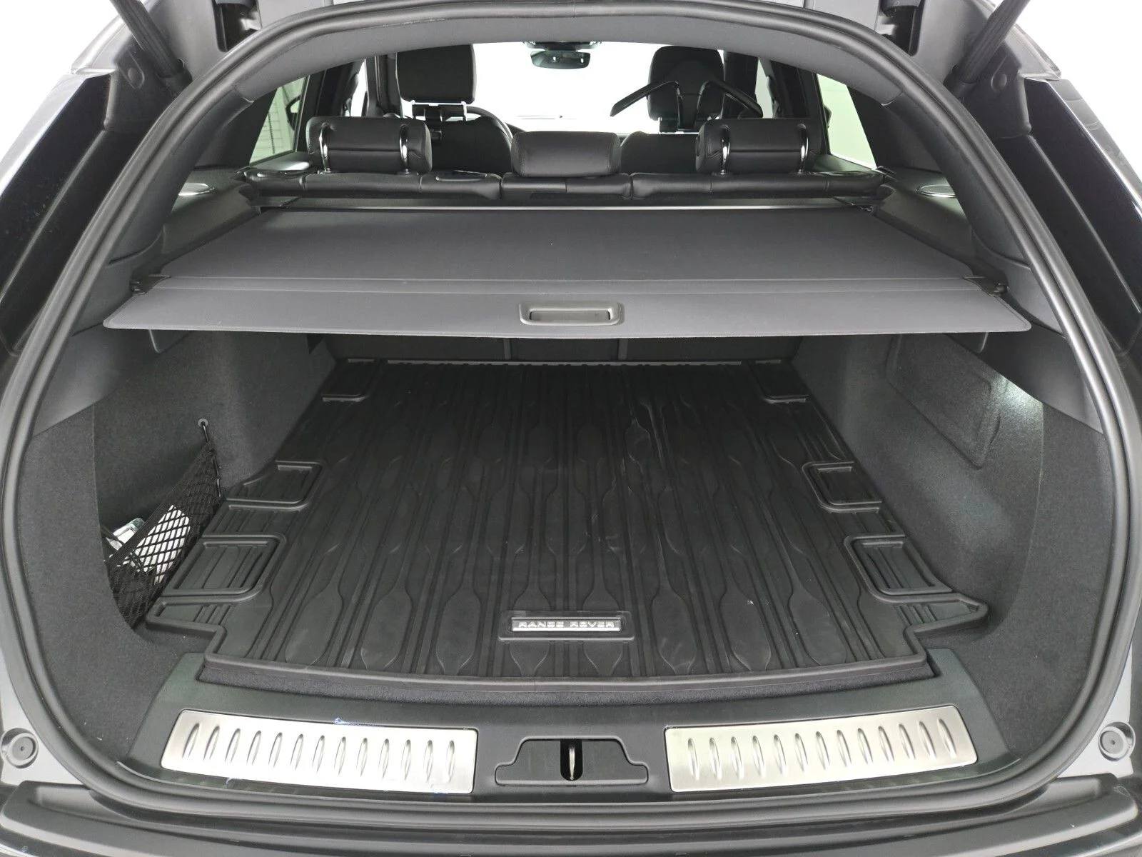 2026 Land Rover Range Rover Velar Dynamic SE - Photo 17