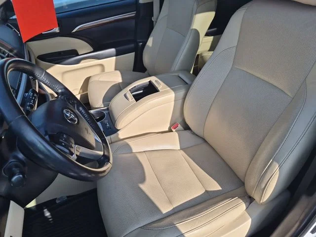 Used 2019 White Toyota Limited Platinum image 15