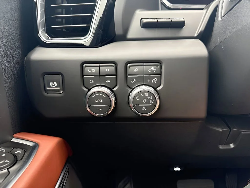 New 2026 Sterling Metallic GMC Denali Ultimate DRW image 26
