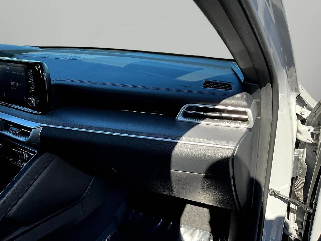 Used 2021 Gray Kia GT-Line image 28