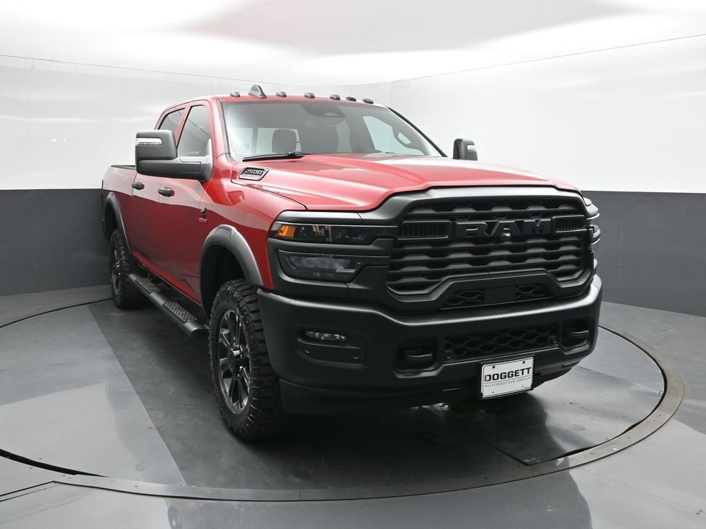 New 2026 Molten Red Pearl-Coat Exterior Paint RAM Tradesman image 22