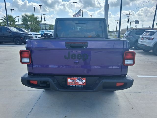 Used 2026  Jeep Sport image 6