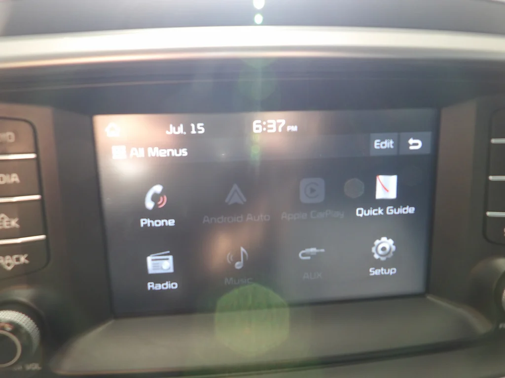 Used 2019 Sparkling Silver Kia LX V6 image 37