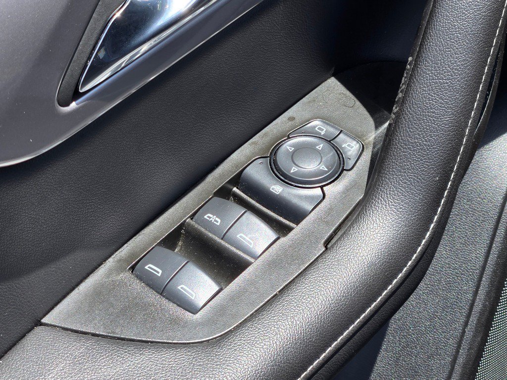 Used 2025 Black Chevrolet 2LT image 21