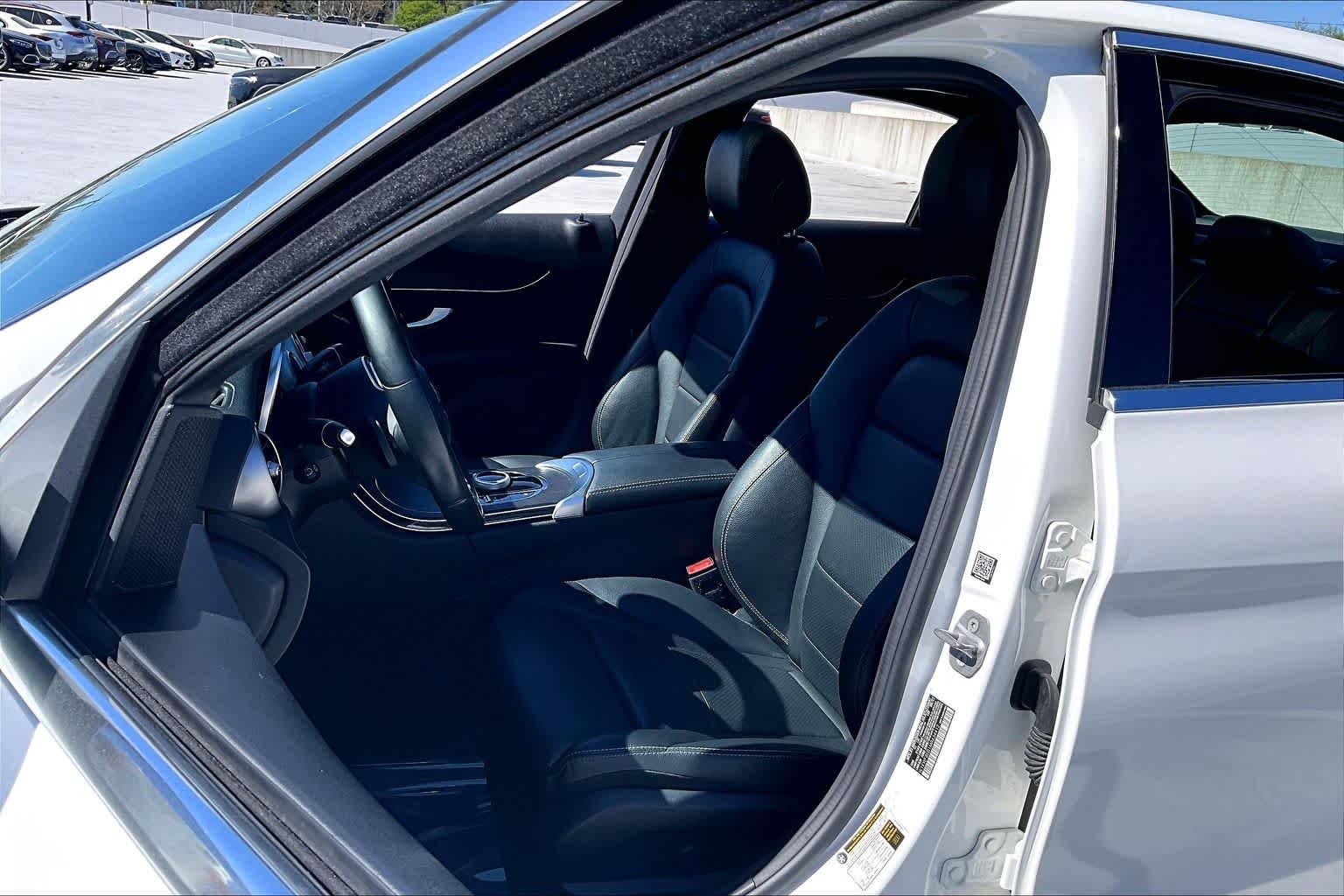 Used 2021 Polar White Mercedes-Benz C 300 image 8