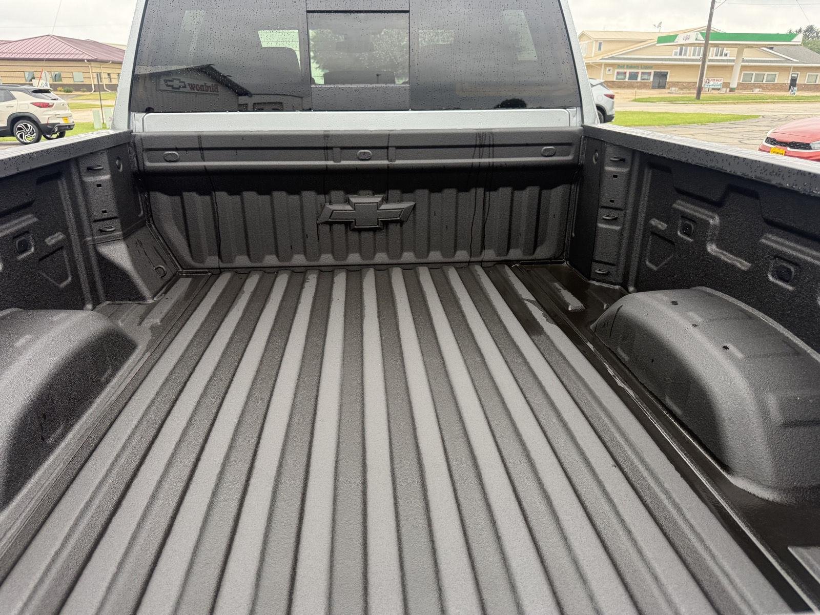 New 2026 Sterling Gray Metallic Chevrolet LT image 4