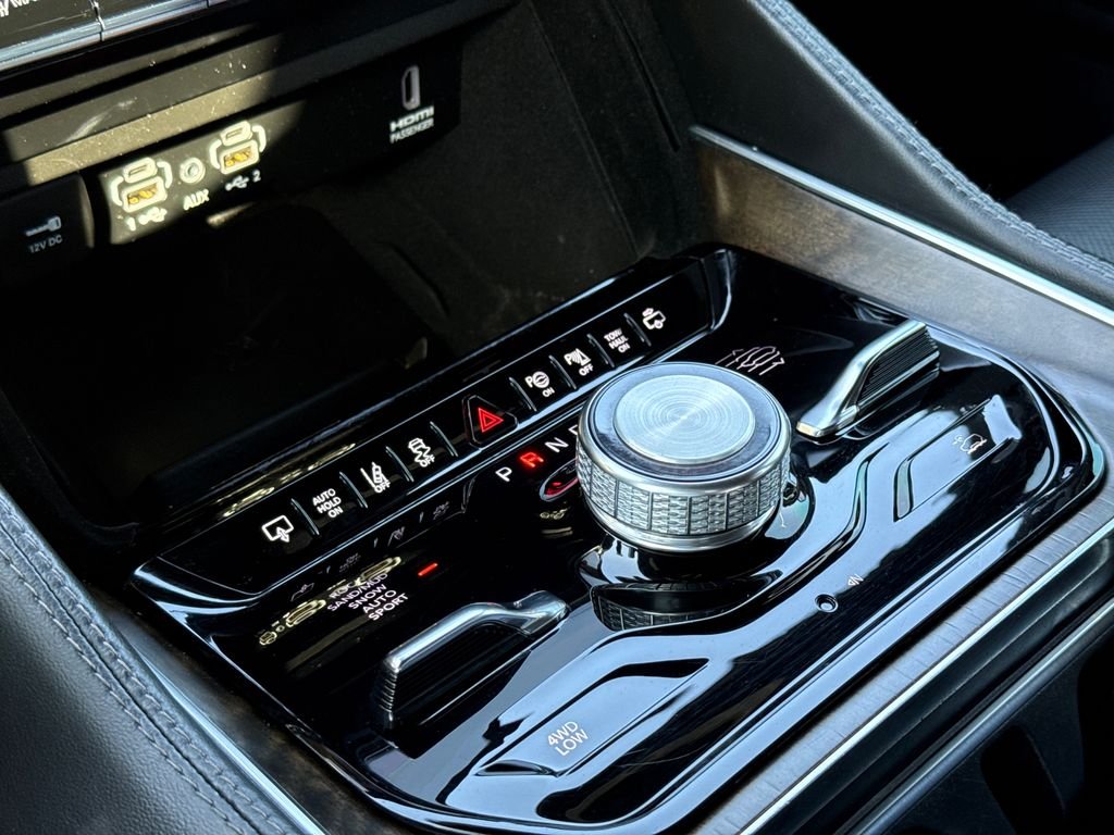 Used 2022 Black Jeep Series I image 28