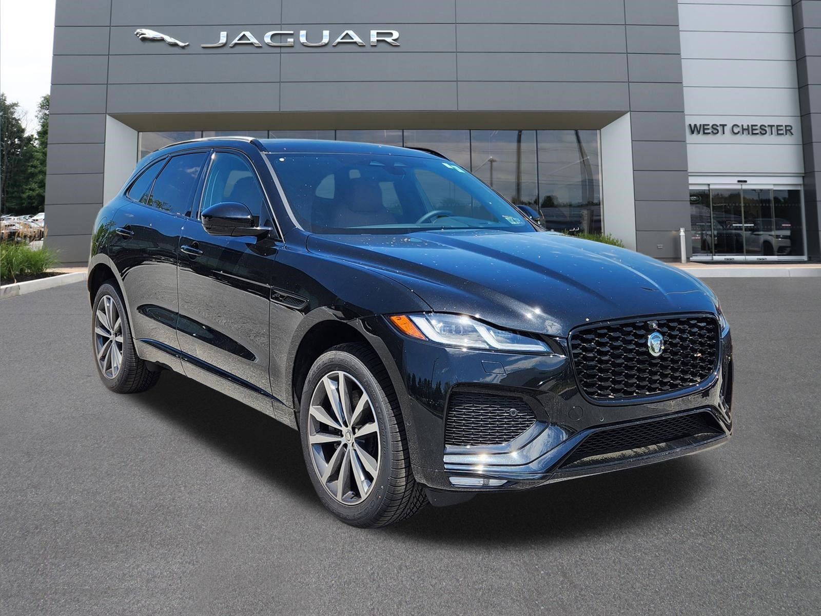 New 2026 Santorini Black Jaguar P250 R-Dynamic S image 2