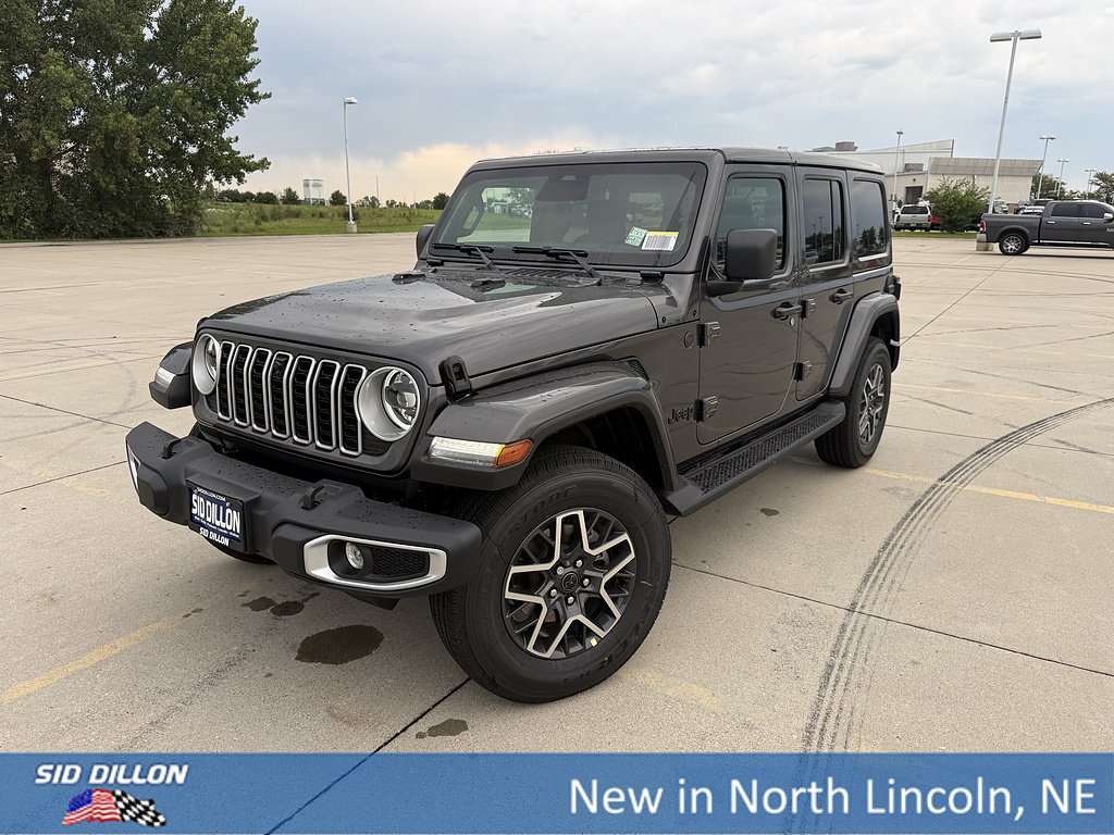 New 2026 Granite Crystal Metallic Clear-Coat Exterior Paint Jeep 4-Door Sahara 4x4 image 1