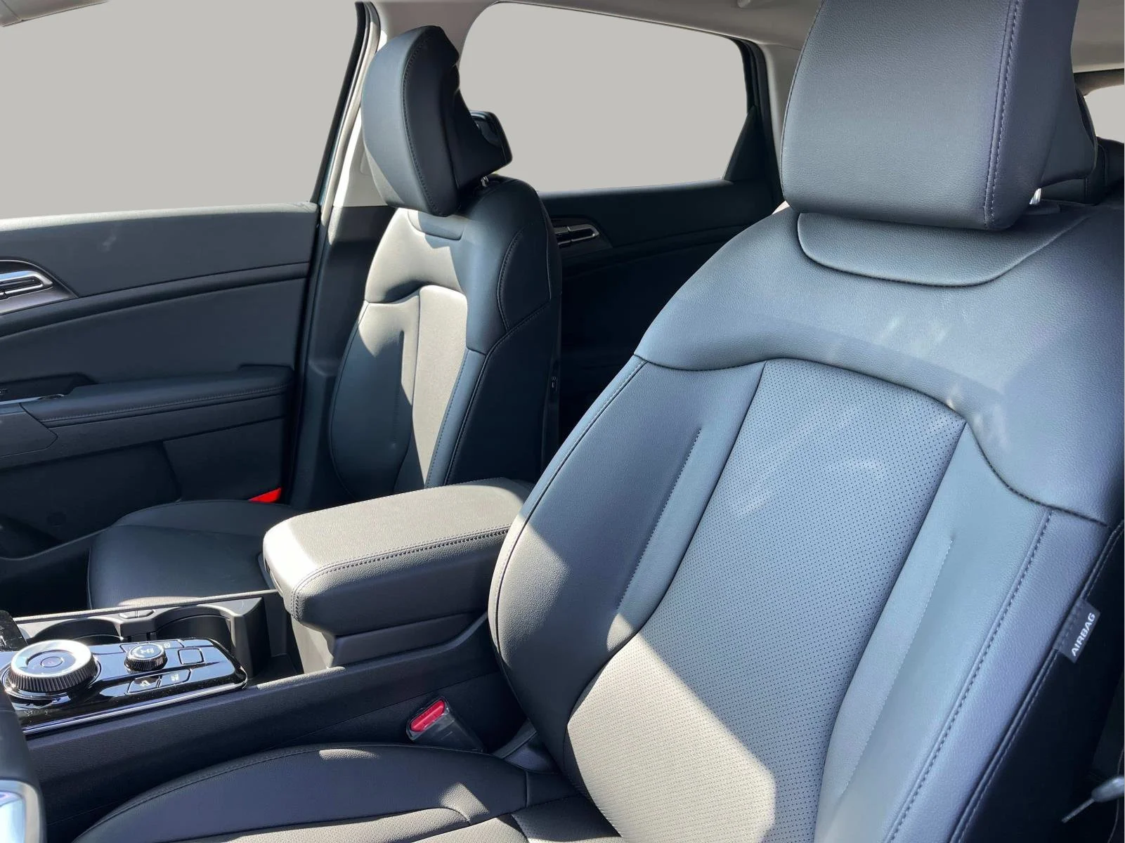 2025 Kia Sportage EX Hybrid - Photo 18