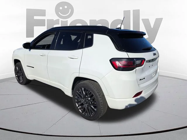 Used 2023 White Jeep Limited image 7