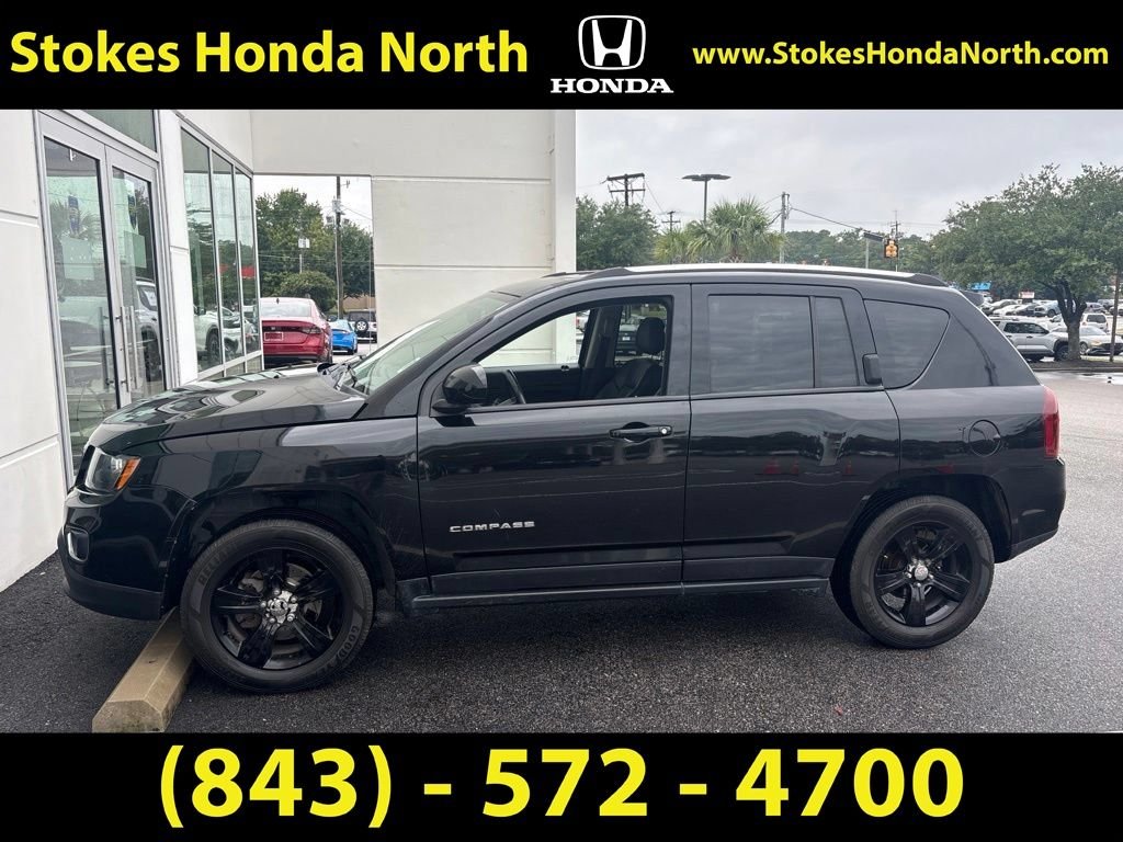Used 2017 Black Jeep Latitude image 1