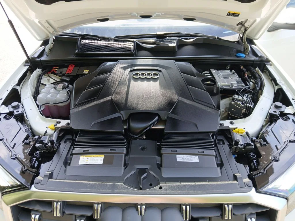 2025 Audi Q7 Premium Plus - Photo 23