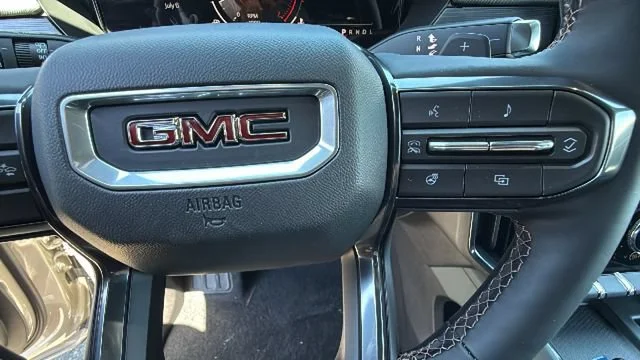 2026 GMC Acadia AT4 - Photo 20