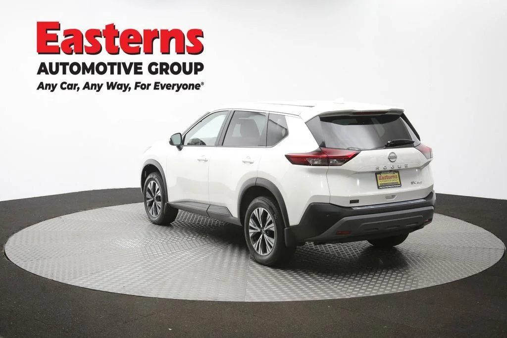 Used 2023 White Nissan SV image 66